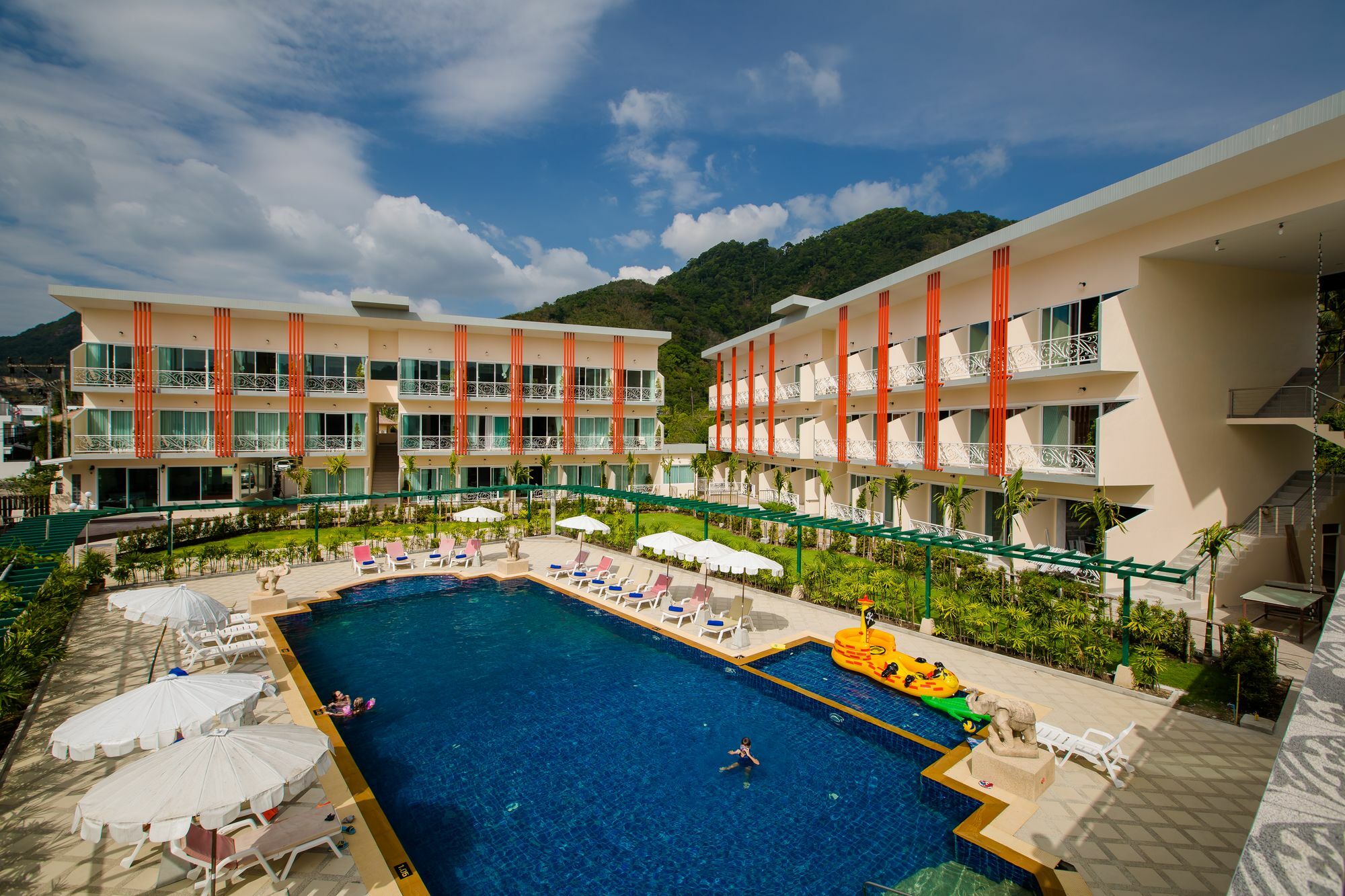 Trend Kamala Resort 외부 사진
